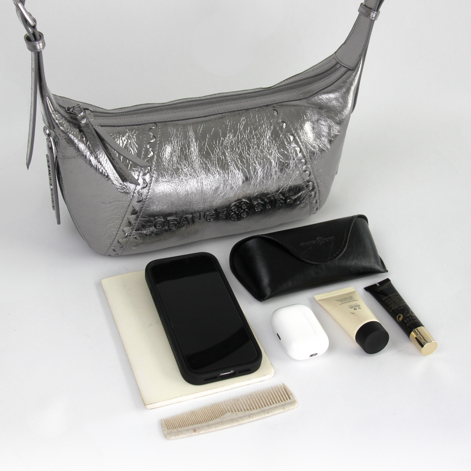 What fits inside Metropolitan Hobo Bag - Black Silver