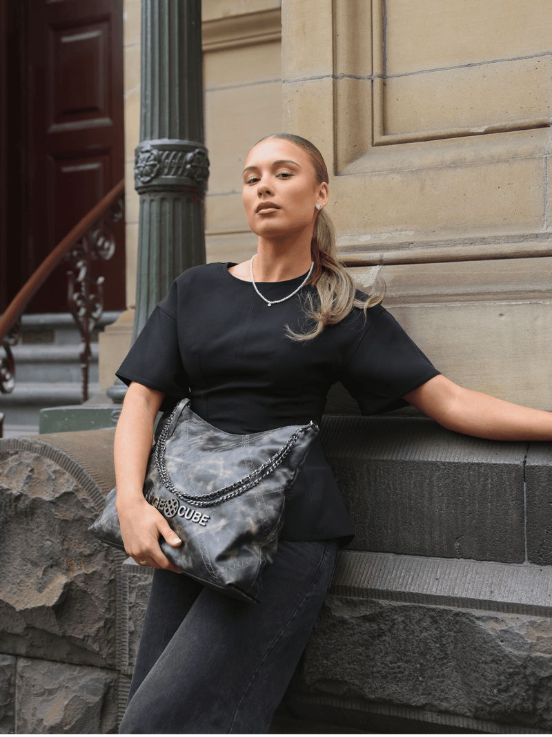 Metropolitan Crossbody Bag - Marble Grey - Bag | Orange Cube